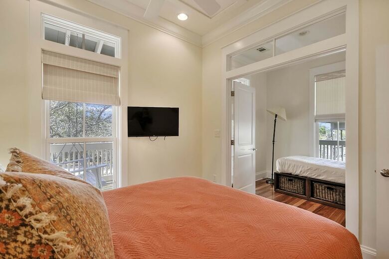 Sea La Vie By Exclusive 30a