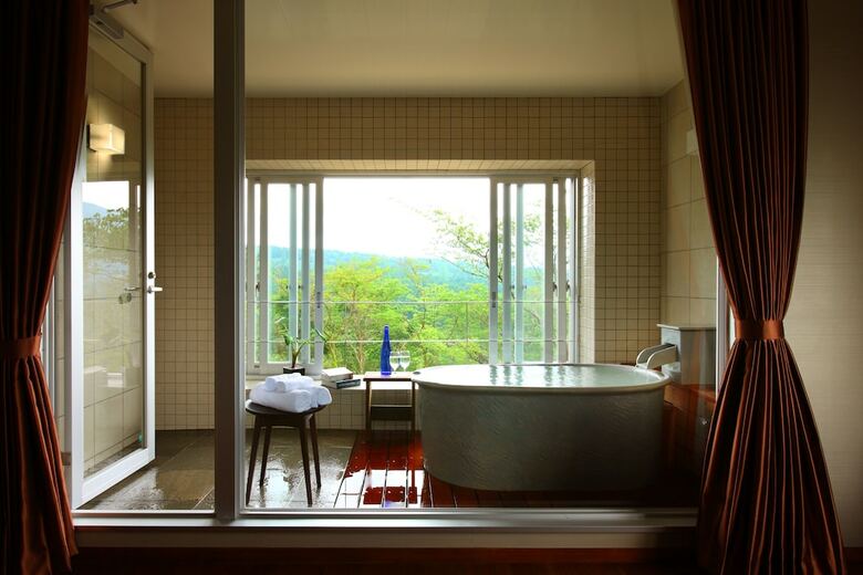 Hotel Fontaine Bleau Sengokutei