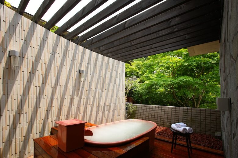 Hotel Fontaine Bleau Sengokutei