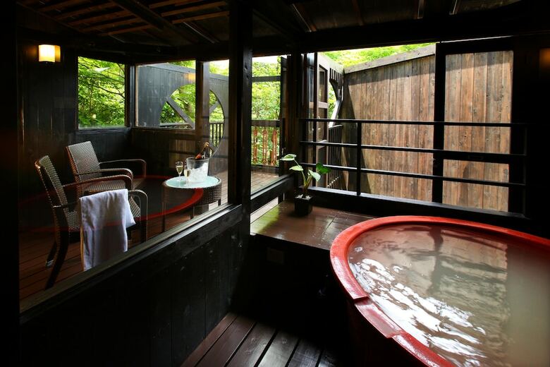 Hotel Fontaine Bleau Sengokutei