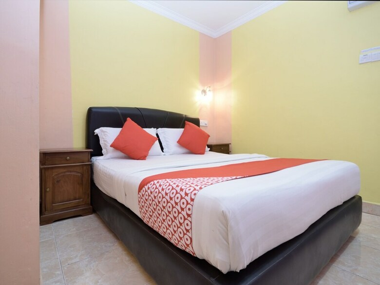 Oyo 892 Hotel Grand Nadia