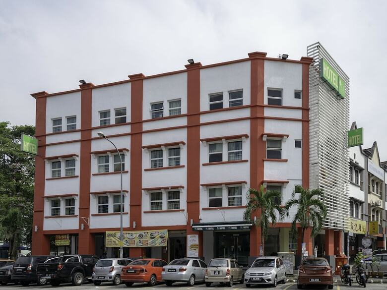 Oyo 903 Happy 92 Hotel