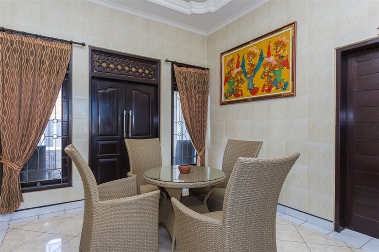 Hotel Reddoorz @ Kedonganan Jimbaran