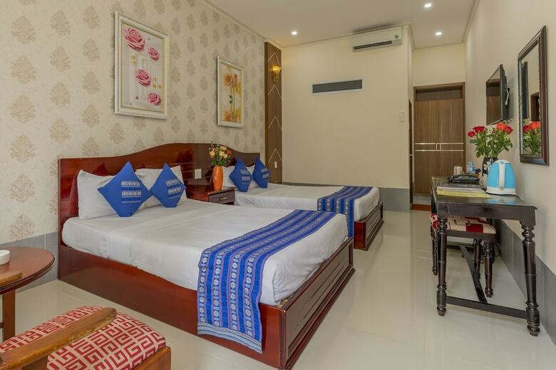 Hotel Palmira Beach Resort & Spa