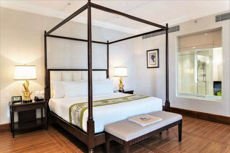 Hotel The Auhana