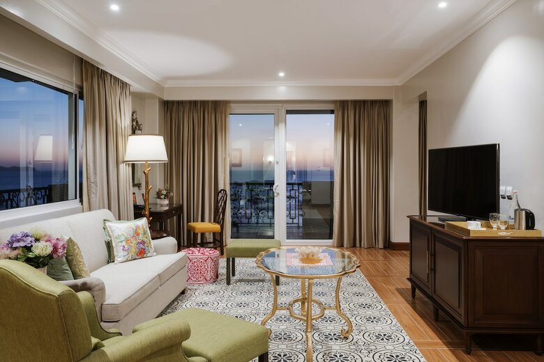 Hotel The Auhana