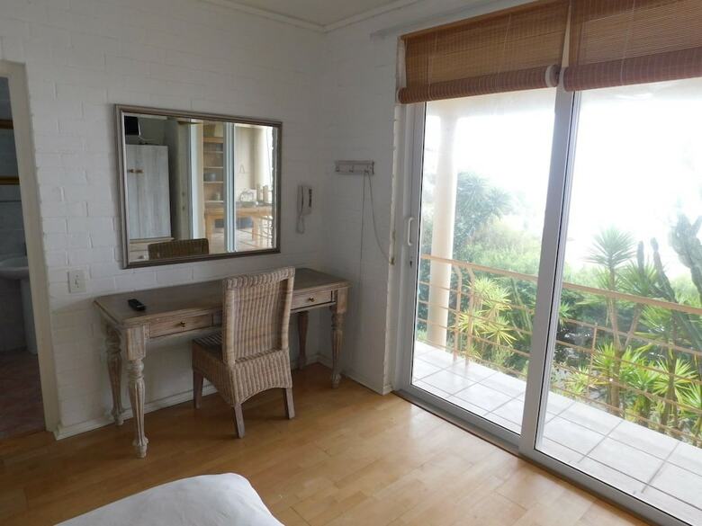 Hotel 32 Top Road Fresnaye
