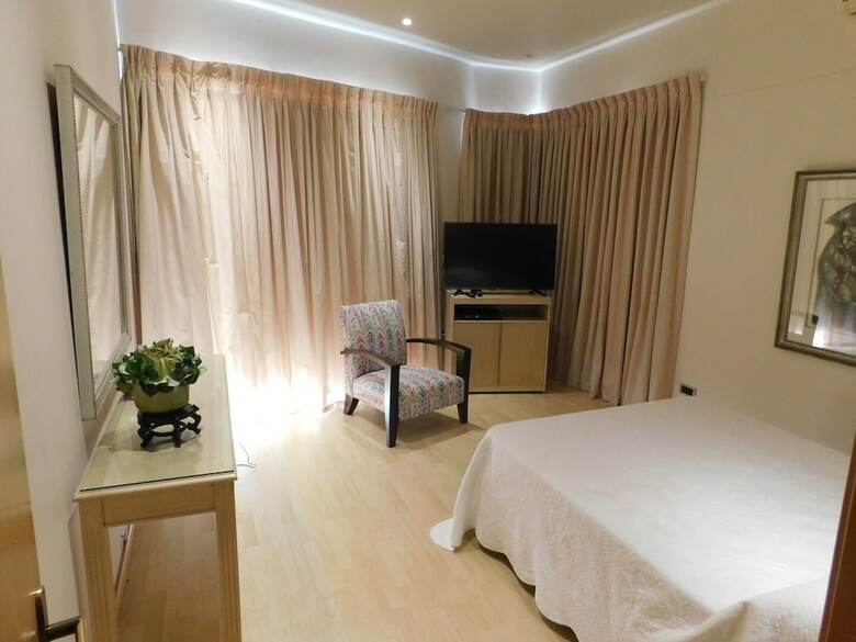 Hotel 32 Top Road Fresnaye