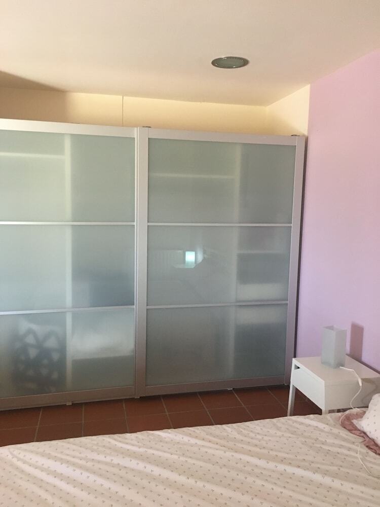 Apartamentos Traditional Studio Near Airport