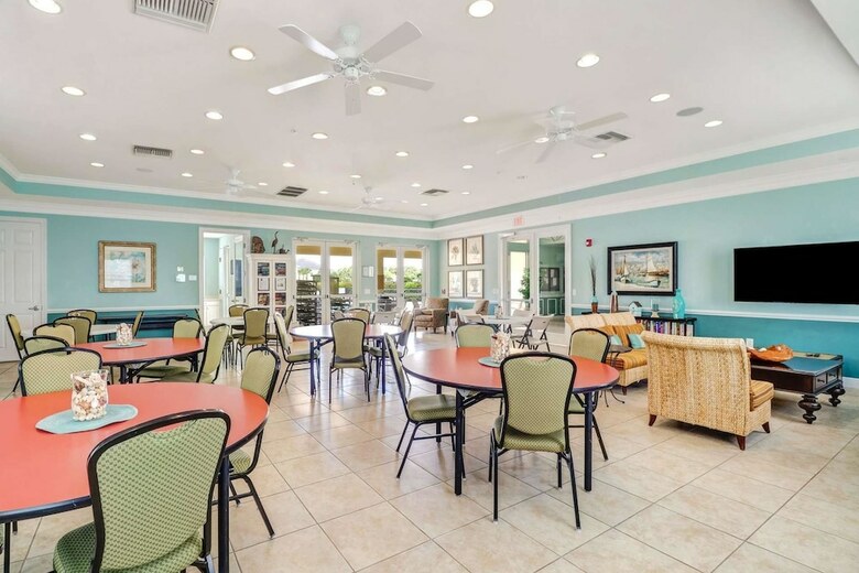 Villa 9907 Periwinkle Preserve Ln