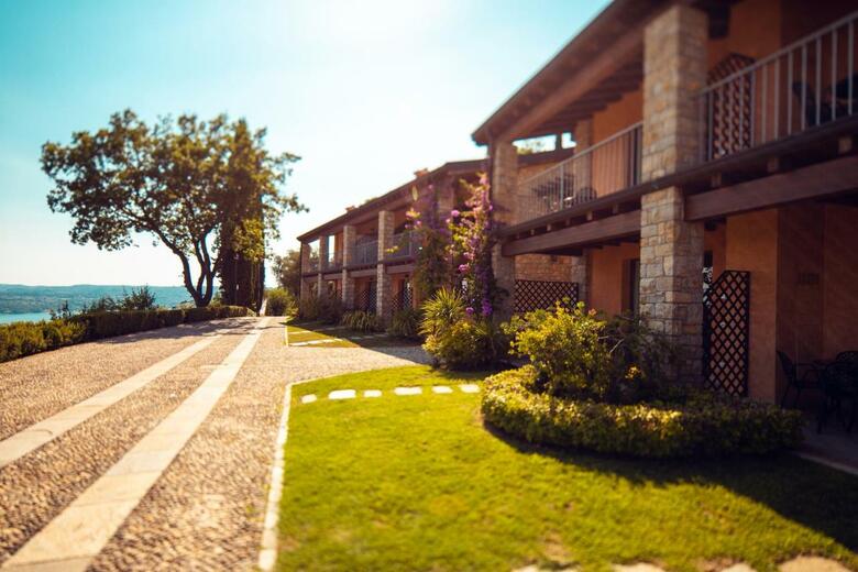 Residencia Domina Borgo Degli Ulivi - Lake Garda