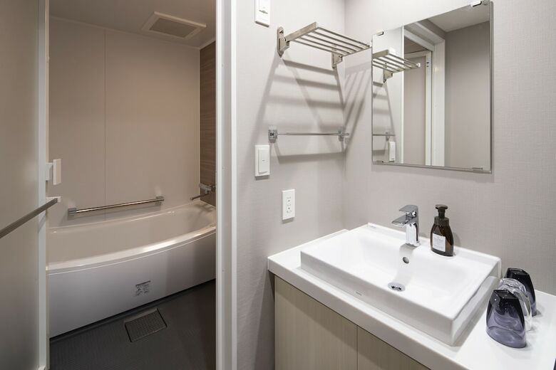 Hostal Grids Tokyo Ueno Hotel & Hostel