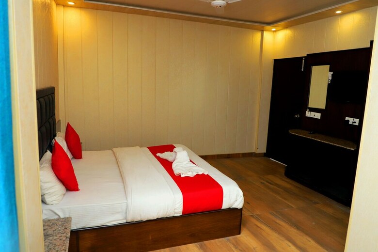Hotel Sk International