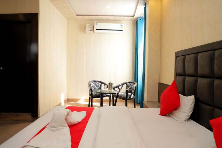 Hotel Sk International