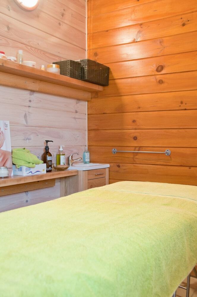 Hotel Chambres D'h�tes Les Sentiers Du Lac