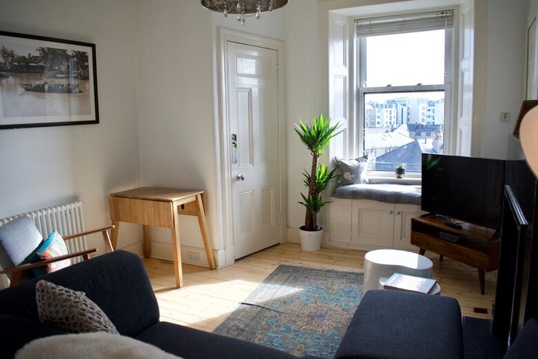 Lovely 1 Bedroom Apartment In Central Edinburgh
