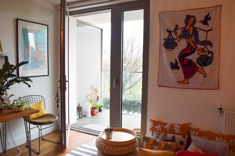 Modern 1 Bedroom House In Pontoon Dock