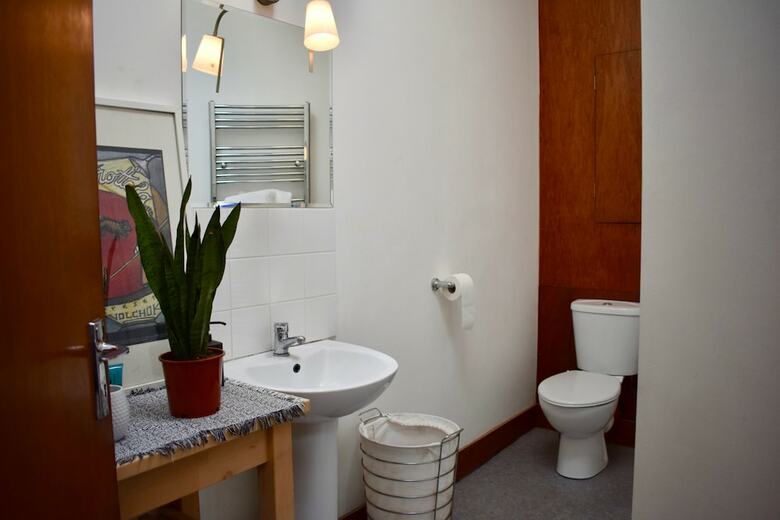 Unique And Spacious Studio Apartment Near Dublin Centre