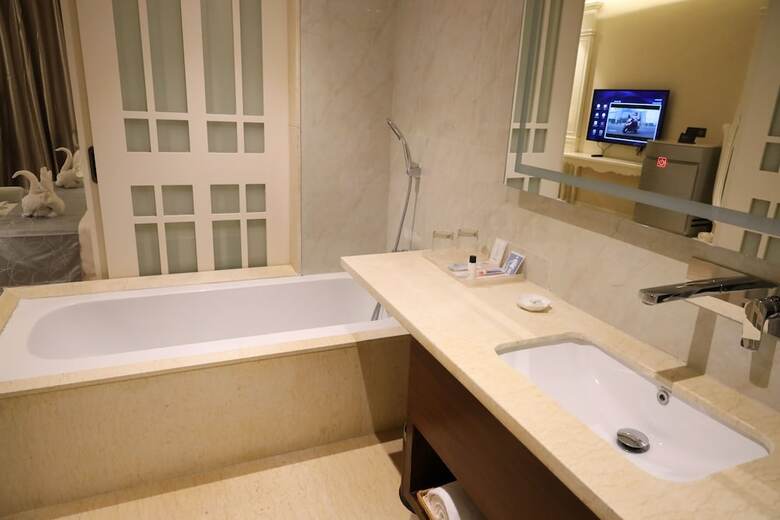 Hotel Regenta Central Rs - Chennai