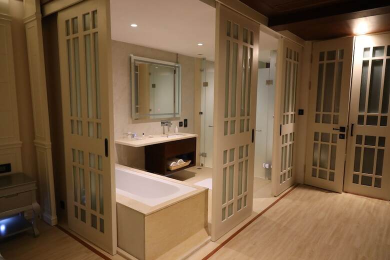 Hotel Regenta Central Rs - Chennai