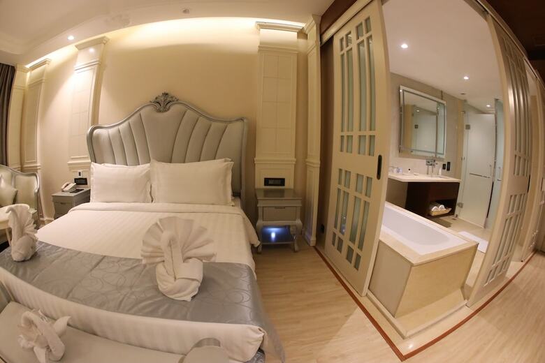Hotel Regenta Central Rs - Chennai