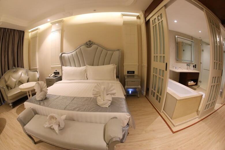 Hotel Regenta Central Rs - Chennai