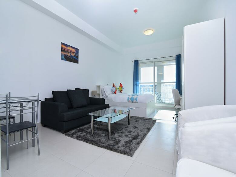 Apartamento Oyo Home 175 Al Khail Heights
