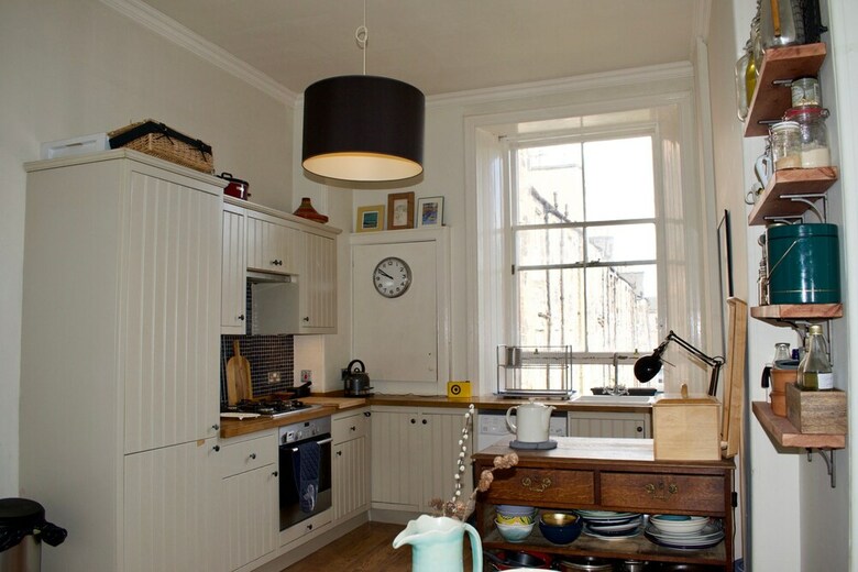 Vintage-style Apartment In Lovely Leith