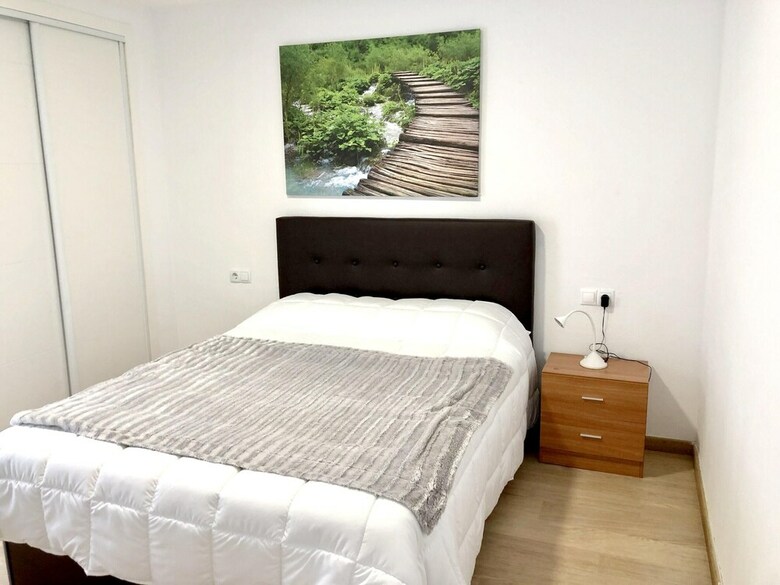 Apartment With 3 Bedrooms In Salou