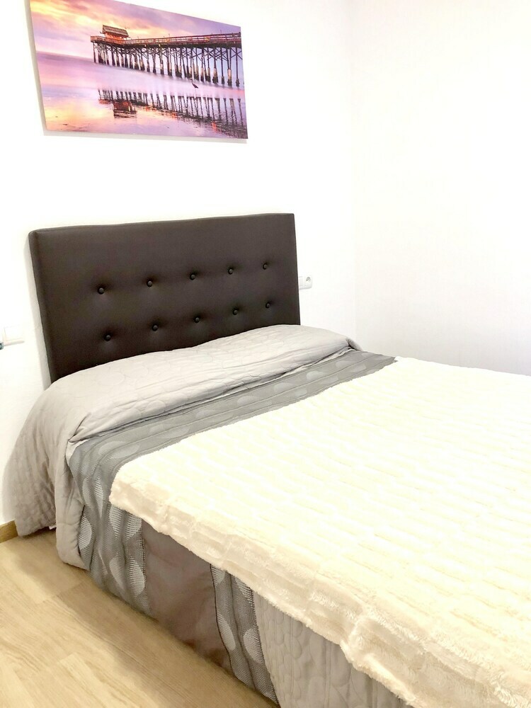 Apartment With 3 Bedrooms In Salou