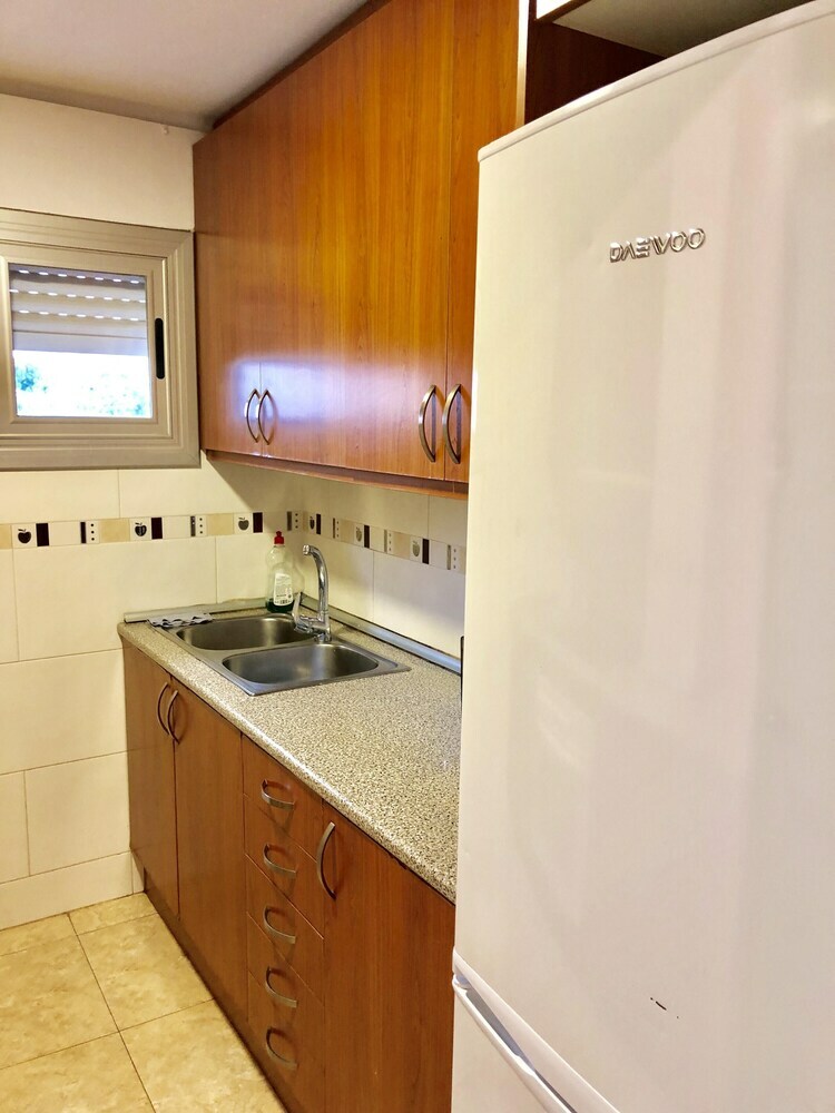 Apartment With 3 Bedrooms In Salou
