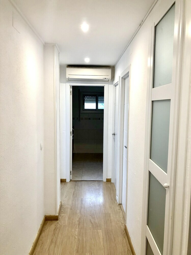 Apartment With 3 Bedrooms In Salou