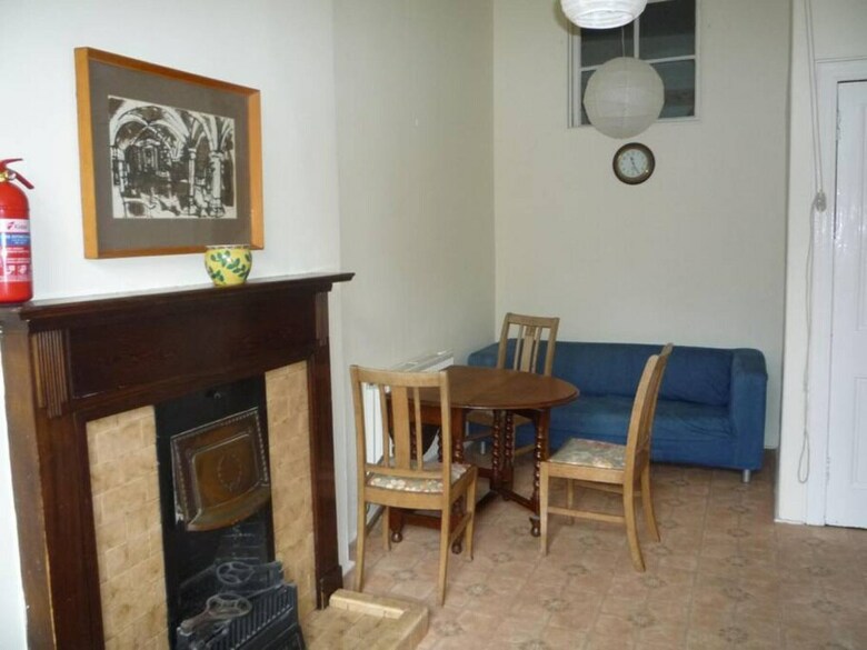 Apartamentos 3 Bedroom City Flat In Edinburgh