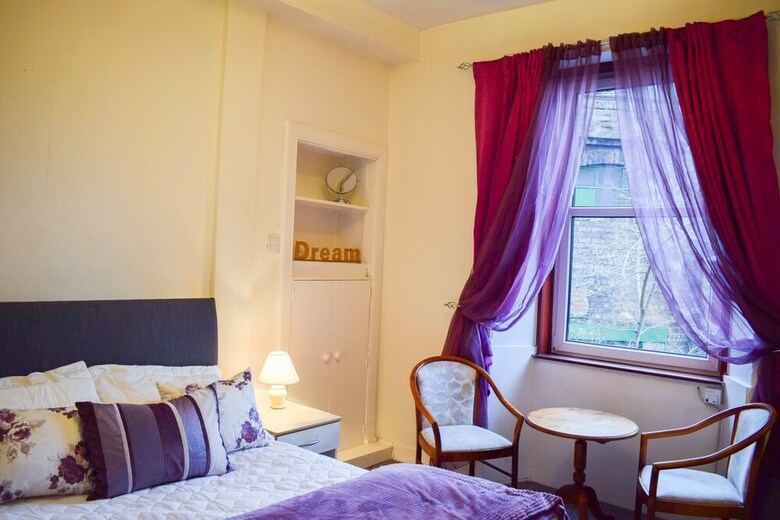 Apartamentos Bright 2 Bedroom Home In Edinburgh