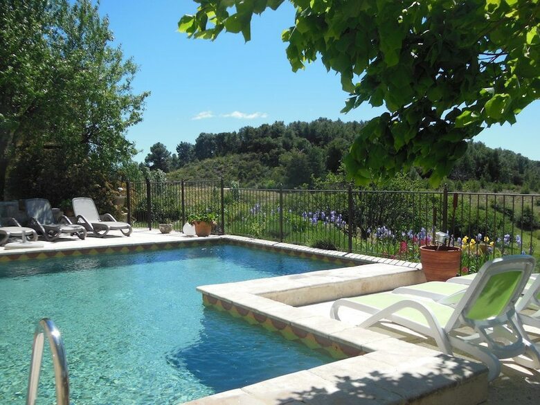 Domaine de Pierravon. G�te