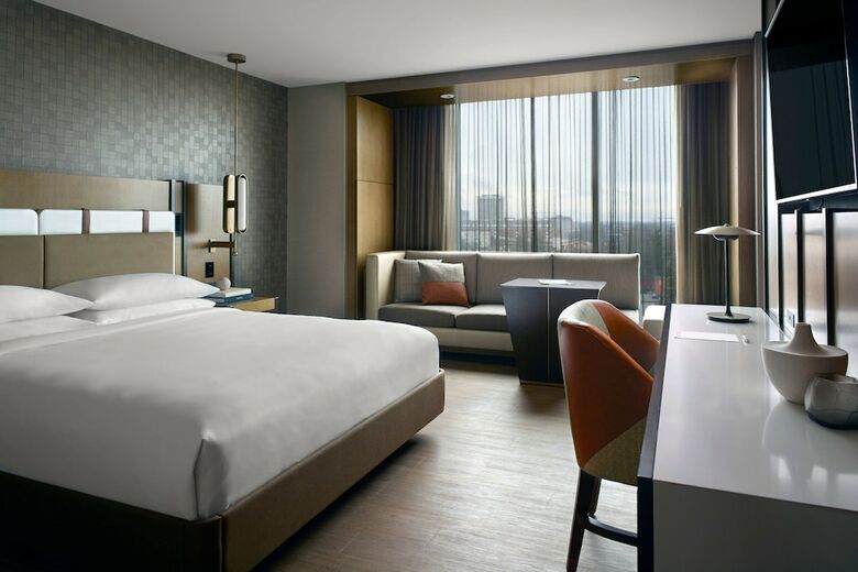 Hotel Lexington Marriott City Center