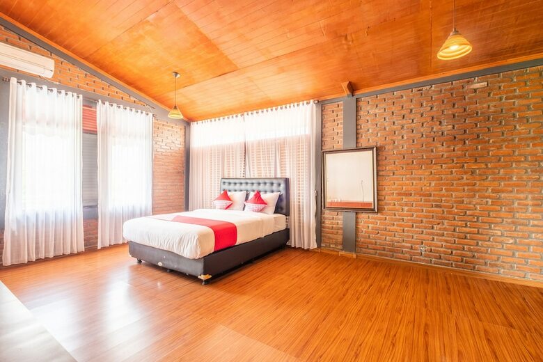 Hotel Oyo 900 Villa Buleud