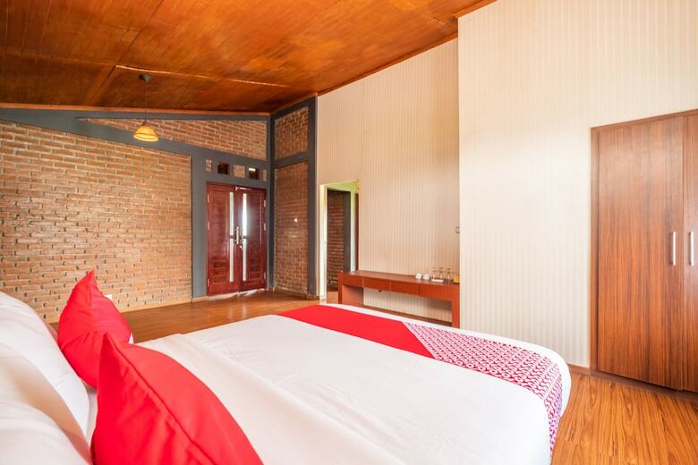 Hotel Oyo 900 Villa Buleud