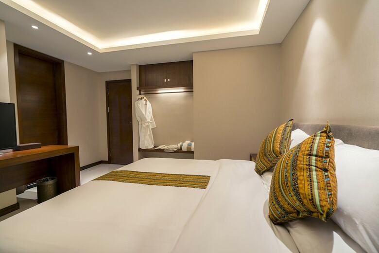 Yunman Hotel Shangrila