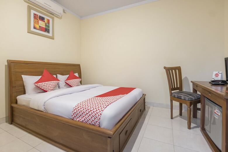 Hotel Oyo 824 Makassar Guest House