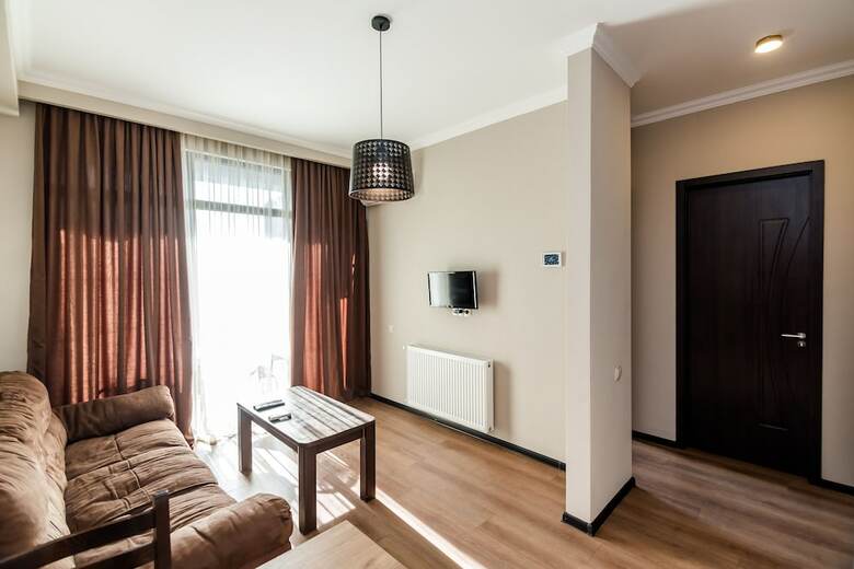 Ninoshvili Apartments By Picnic