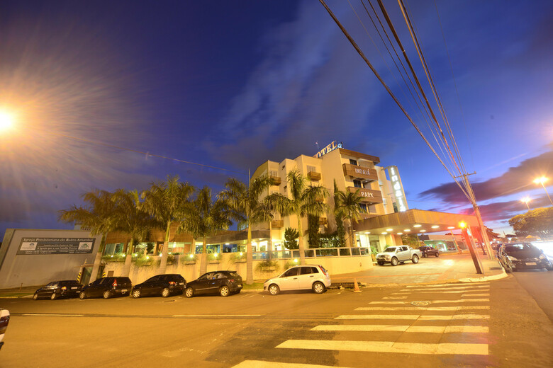 Indai� Park Hotel