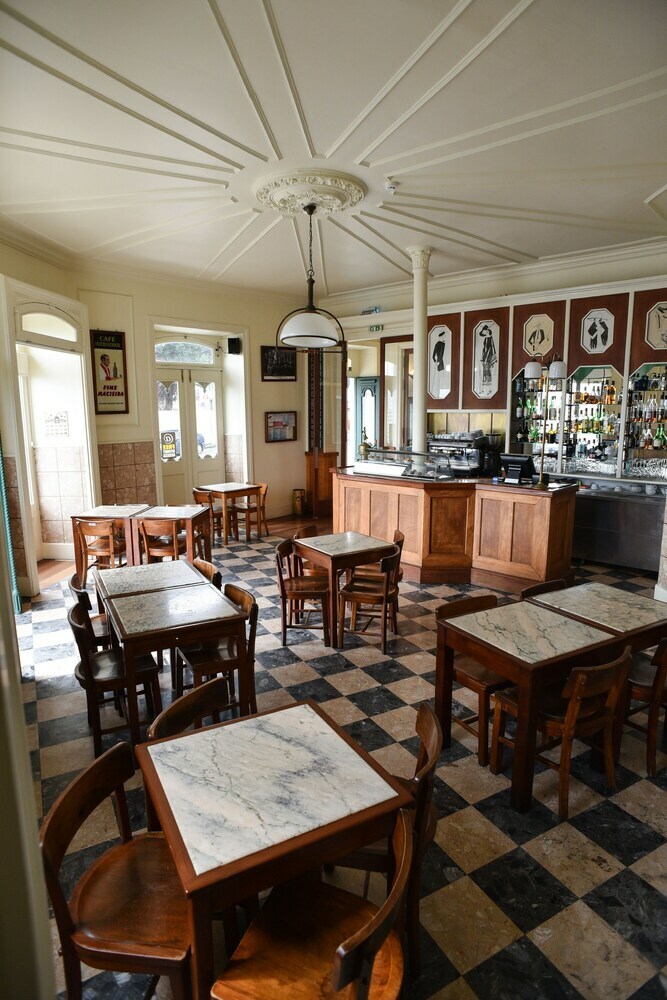 Bed & Breakfast Internacional Azores Boutique