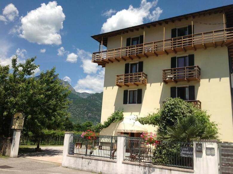 Residencia Le Servite Apartments