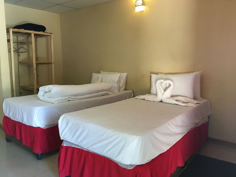 Hotel Athoma Guest House