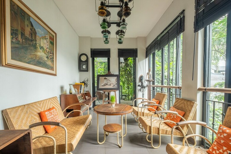 Hotel Capital O 852 The Silk At Dago
