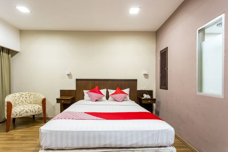 Capital O 769 City Hotel