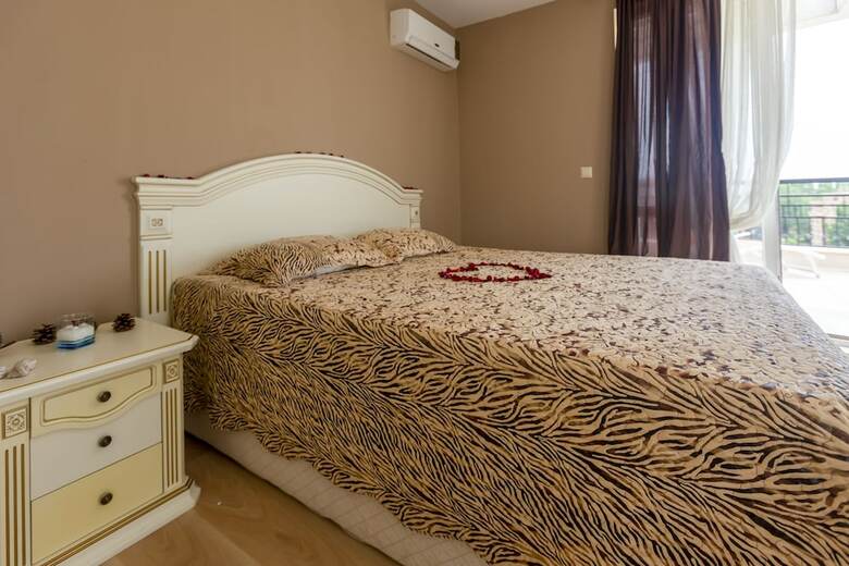 Two Bedroom Apartment, Terrace In Aphrodite Palace