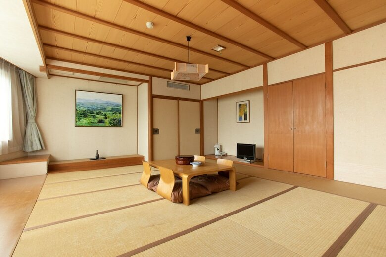 Oyo Hotel New Mogamiya Yamagata Station