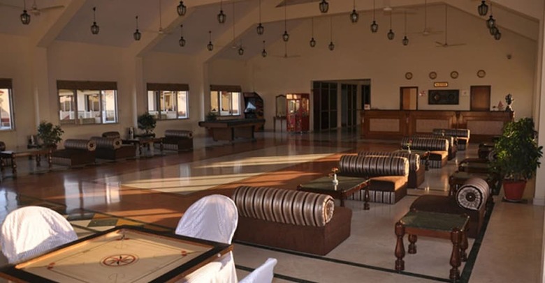 Hotel Shiva Oasis Resort